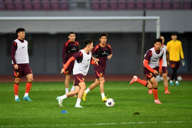 开运体育入口-中印之战如何用好海港双星 最后一练拆解最后悬念